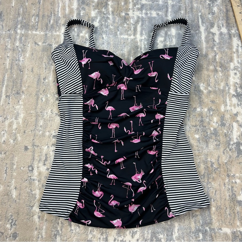 Torrid Flamingo Tankini Bathing Suit Top Size 1X